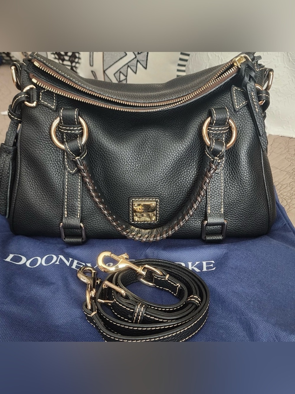 ♥️Dooney & Bourke Sorrento Pebbled Leather Slouchy Satchel